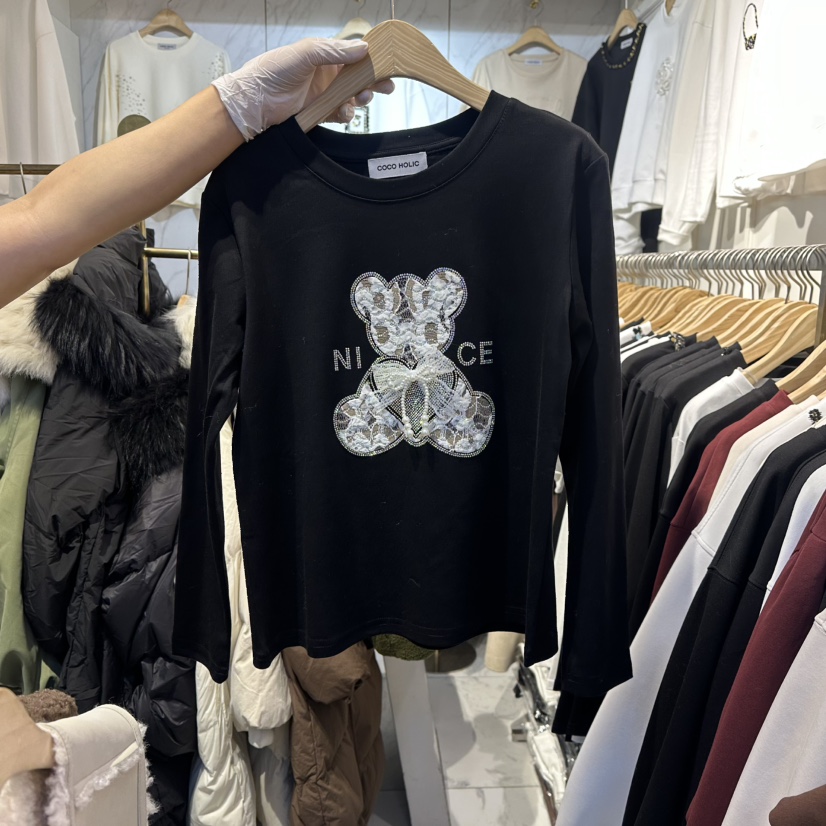 探索服装批发行业的机遇与挑战